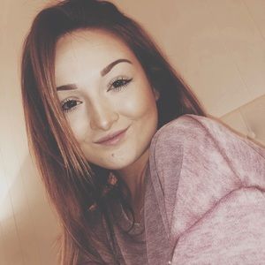 Meet your Posher, Caroline